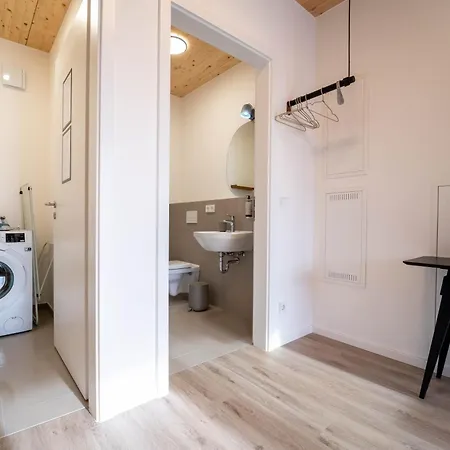 Dreamcation - Boardinghouse Sued
