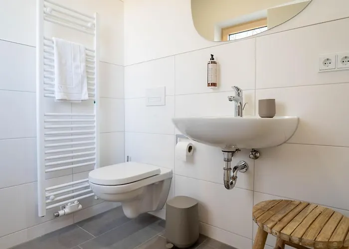Dreamcation - Boardinghouse Sued
