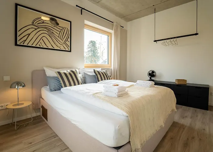 Dreamcation - Boardinghouse Sued